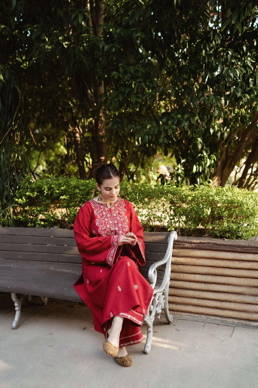 URGE-2PC DHANAK EMBROIDRED SHIRT WITH AND EMBROIDRED TROUSER-BI-4058
