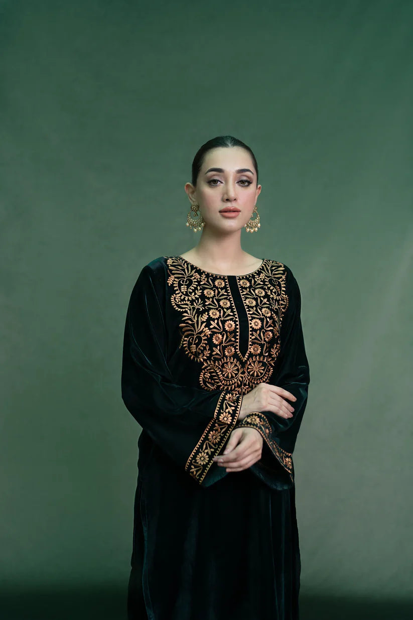 BRANDSINN - 2PC Velvet Heavy Embroidered Shirt With Velvet Heavy Embroidered Trouser -BI-4037