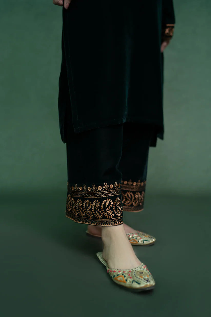 BRANDSINN - 2PC Velvet Heavy Embroidered Shirt With Velvet Heavy Embroidered Trouser -BI-4037