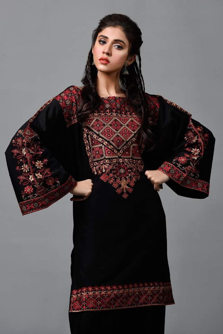 BrandsInn- 3PC LAWN HEAVY EMBROIDERED SHIRT WITH BAMBER CHIFFON EMBROIDERED DUPATTA-BI-259